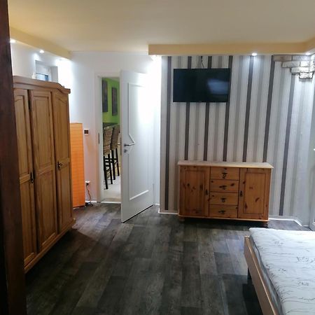 Tinas Ferienwohnung Hohendodeleben Quarto foto