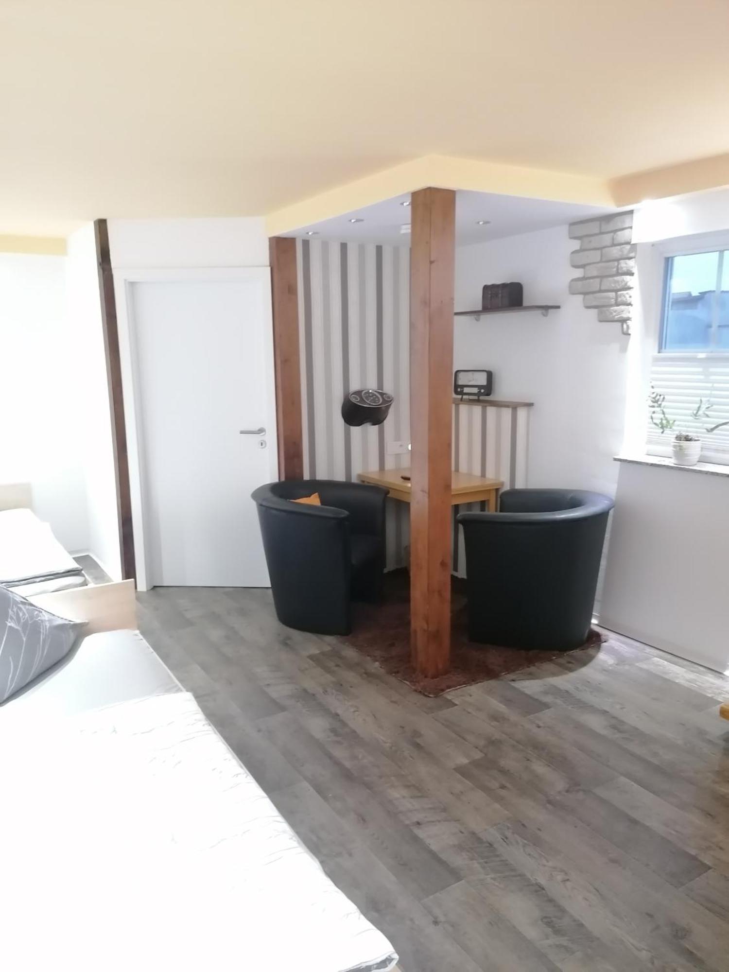 Tinas Ferienwohnung Hohendodeleben Quarto foto